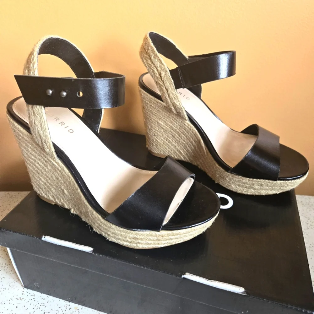 torrid these wedges